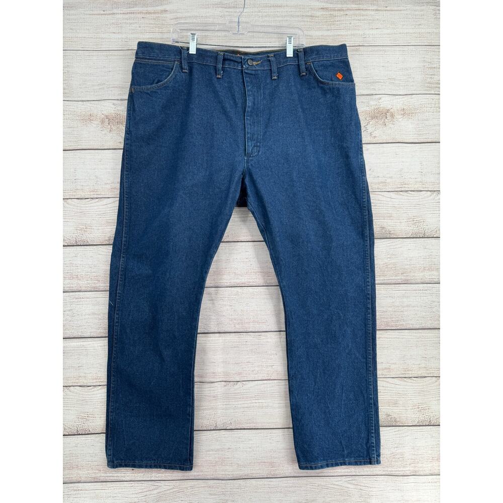 Wrangler FR 13‎ Original Straight Leg Jeans Mens 44x32 Blue Medium Wash Denim